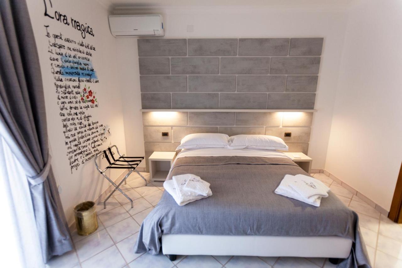 Na' Poesia B&B Di Charme SantʼAgata deʼ Goti Εξωτερικό φωτογραφία